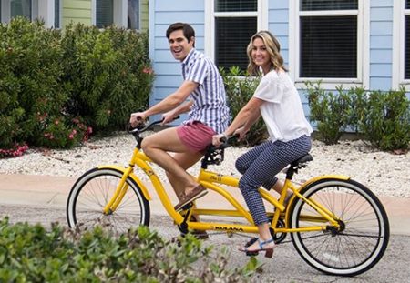 Big Yellow Bike / Big Yellow Taxi : Joni Mitchell